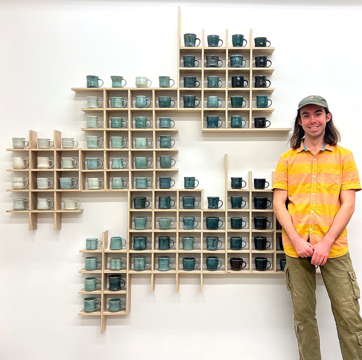 100 Blue Cups